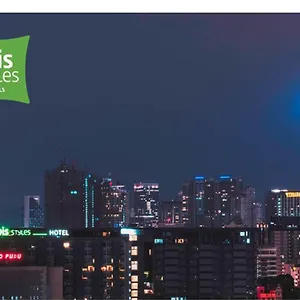 Ibis Styles Fraser Business Park Hotel